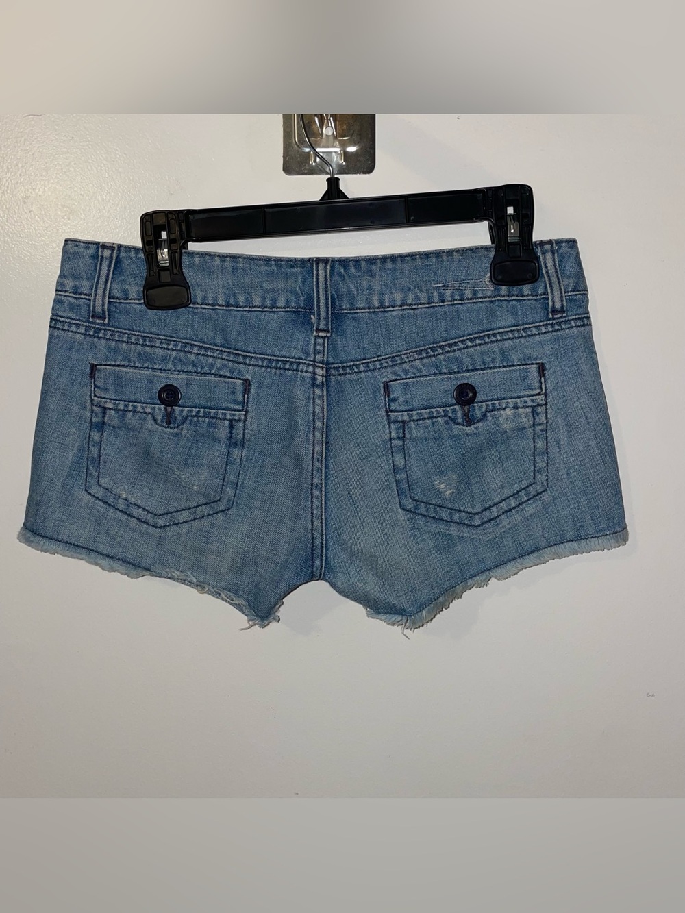 Vintage Y2K American Eagle Light Wash Denim Button-Front Low Rise Short Shorts - Picture 2 of 9